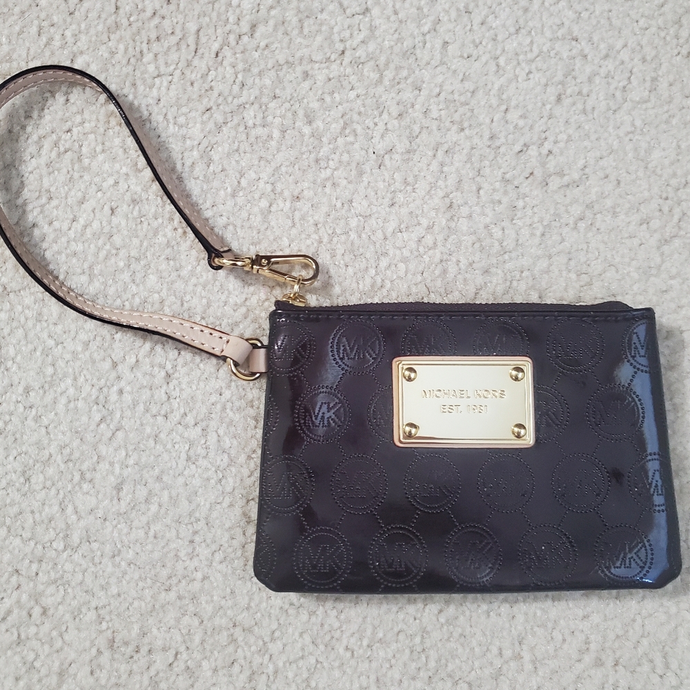 Michael Kors Wristlet